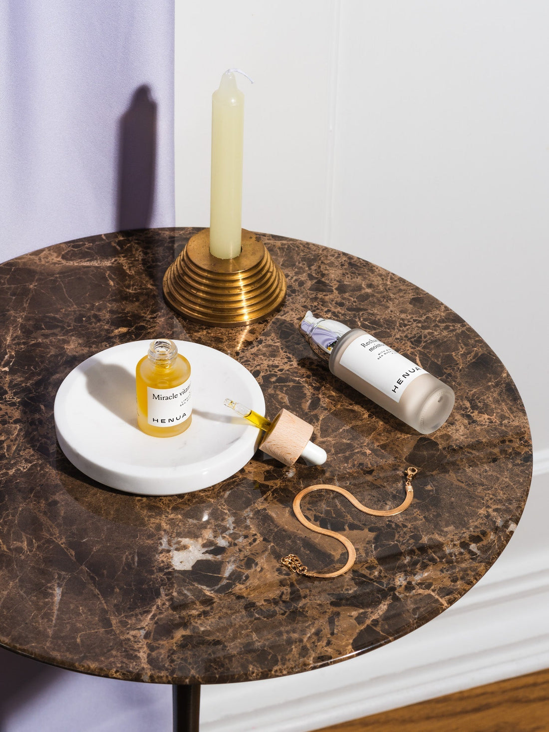 Prabanga rinktis natūralumą