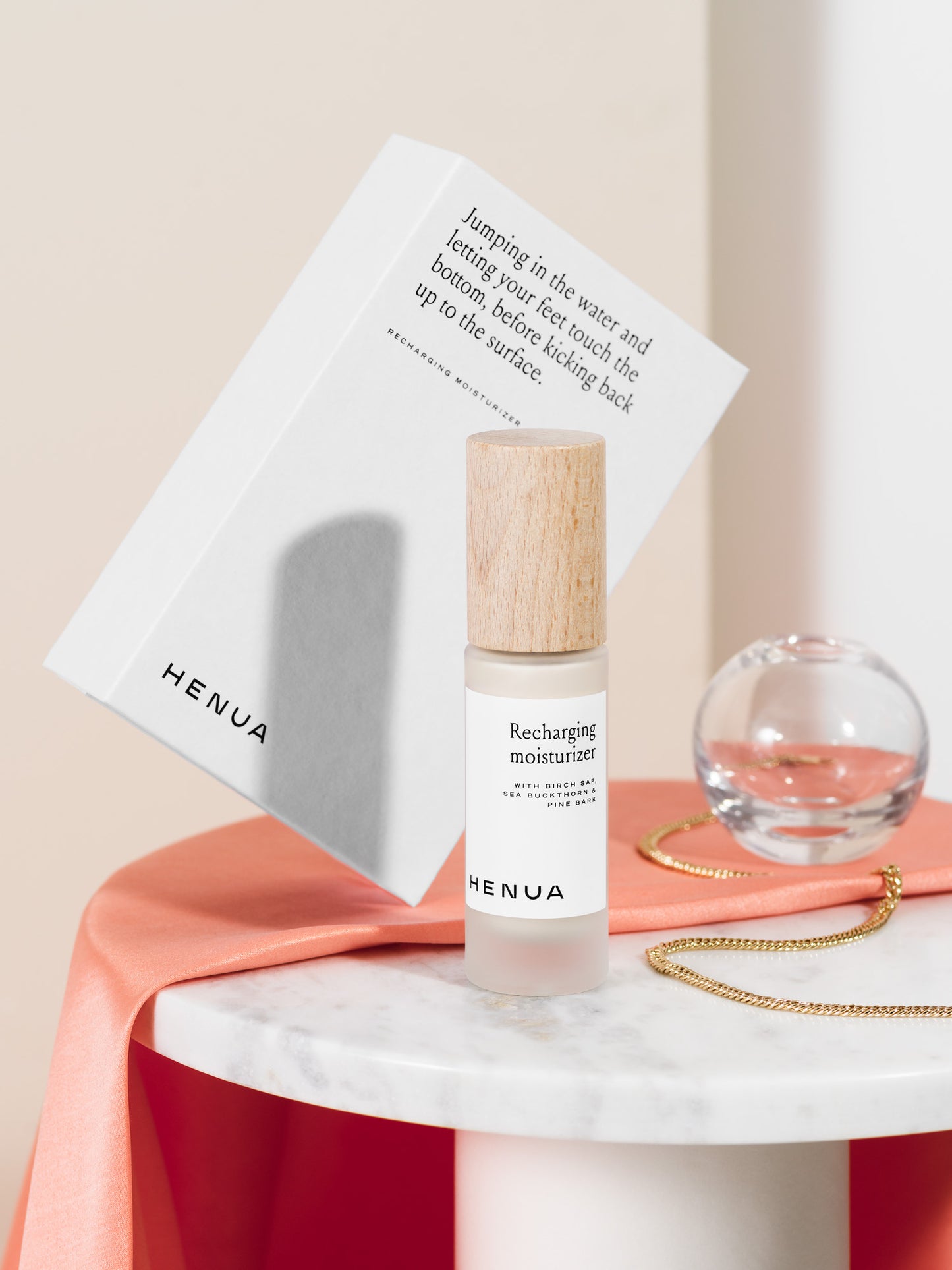 Atkuriamasis drėkinamasis kremas